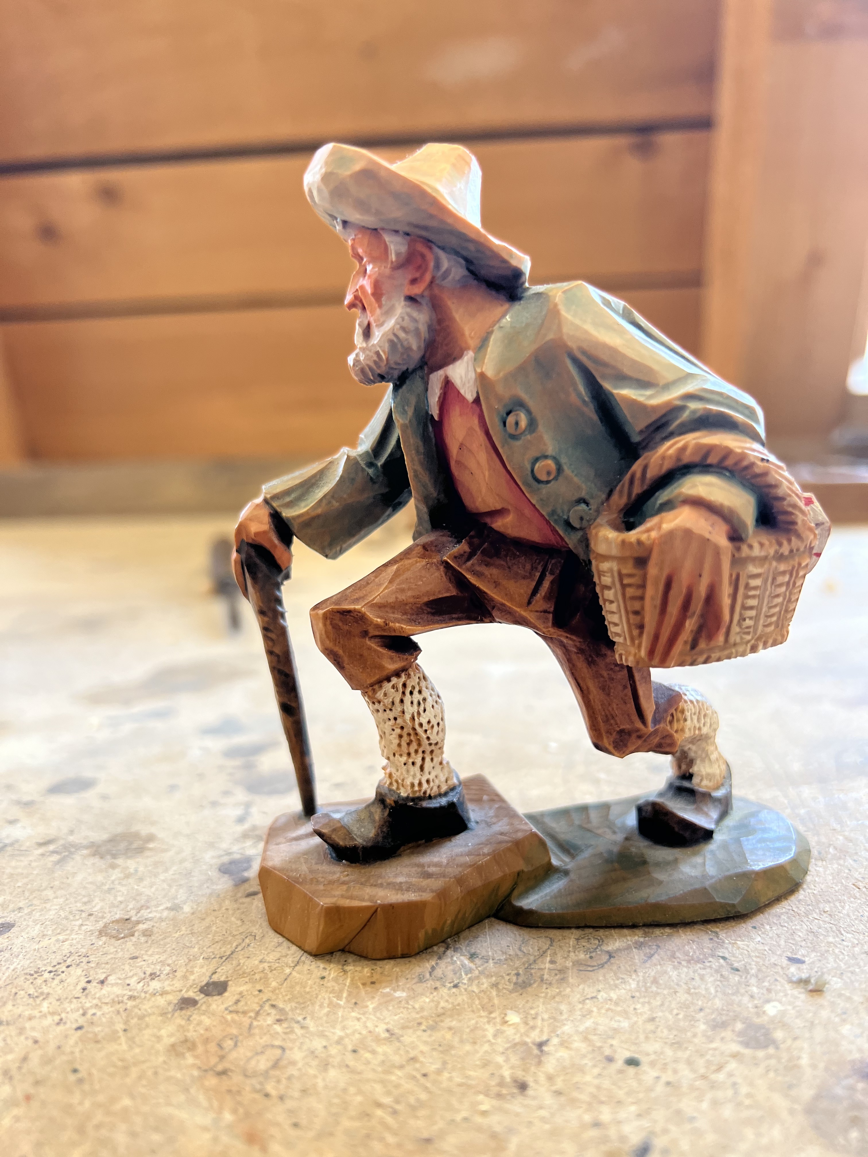 Krippenfiguren fassen